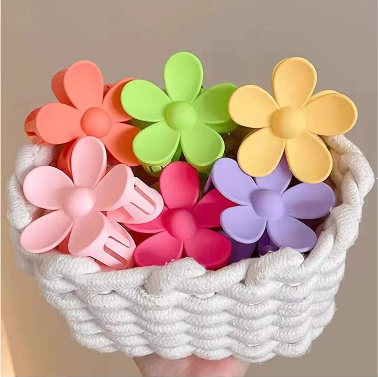 Jumbo Daisy Hair Clip Think Cute Boutique